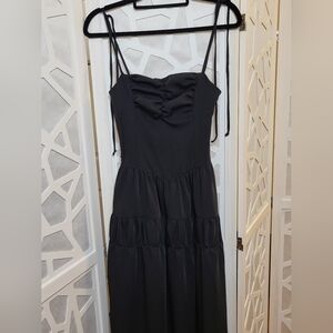 TROIS Chic Black Strapless Dress